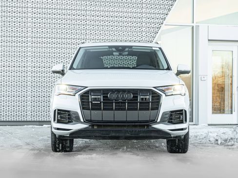 Certified 2023 Audi Q7 3.0T Premium Plus image 37