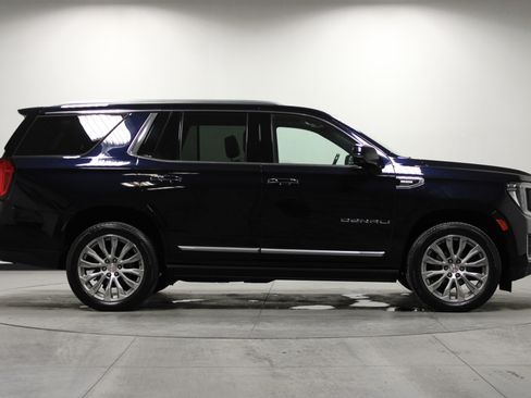 Used 2022 GMC Yukon Denali image 3