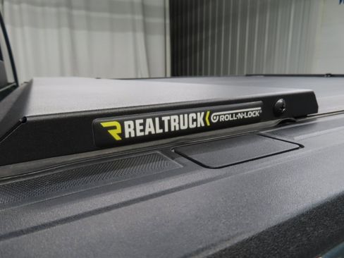 Used 2025 Chevrolet Silverado 1500 ZR2 w/ Technology Package image 42