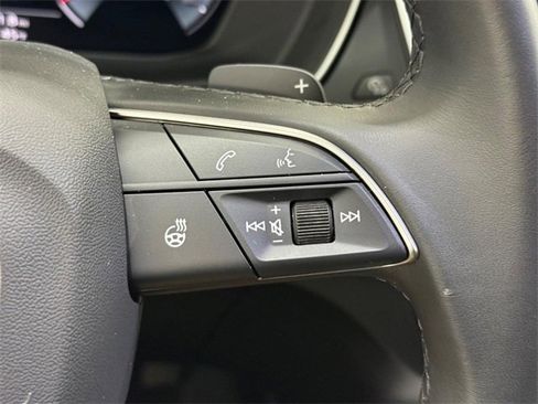 Certified 2025 Audi Q5 2.0T Premium w/ Convenience Plus Package image 16