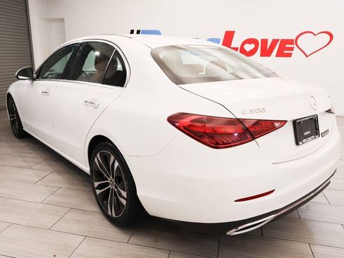 Used 2022 Mercedes-Benz C 300 4MATIC Sedan image 3