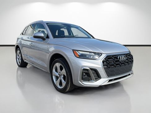 Used 2022 Audi Q5 2.0T Premium Plus w/ Premium Plus Package AWD/4WD image 1