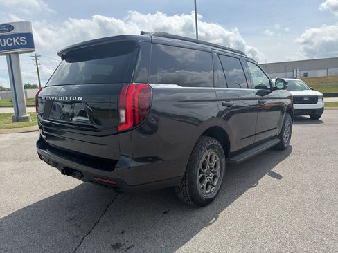 New 2026 Ford Expedition Active RWD image 5