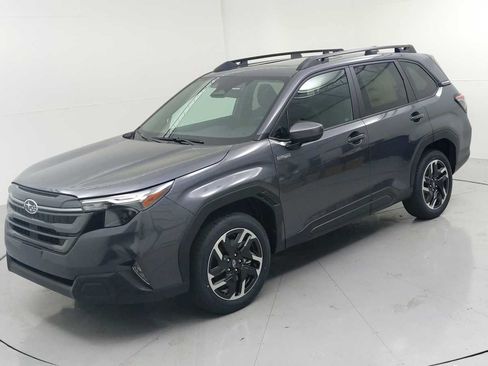 Used 2026 Subaru Forester Premium AWD/4WD image 4