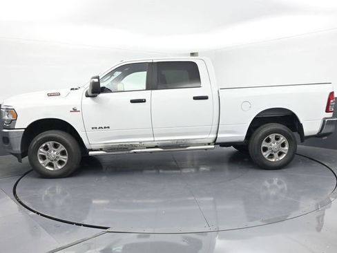 Used 2023 RAM 2500 Big Horn w/ Cold Weather Group AWD/4WD image 4