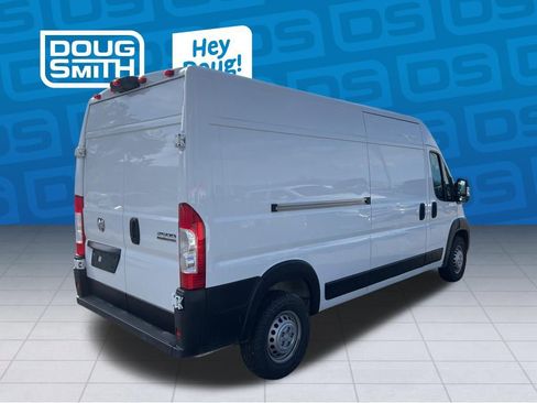Used 2025 RAM ProMaster 2500 w/ Convenience Group FWD image 5