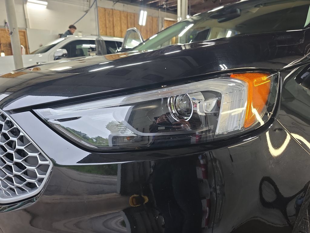 Used 2024 Ford Edge SEL AWD/4WD image 29
