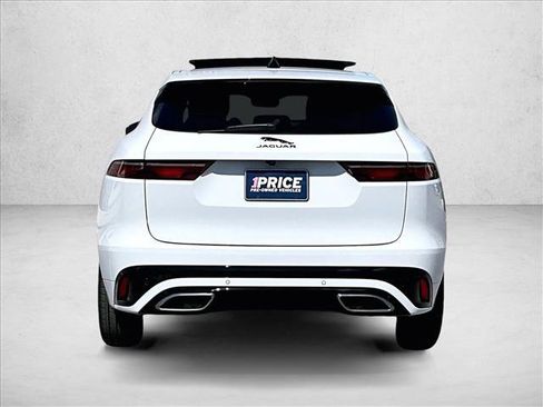 Used 2025 Jaguar F-PACE R-Dynamic S image 4