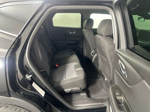 Used 2025 Chevrolet Blazer LT AWD/4WD image 26