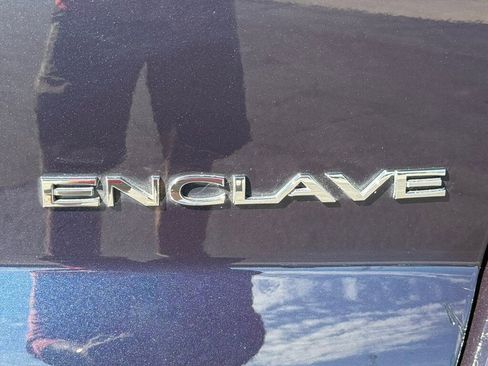 Used 2017 Buick Enclave Convenience FWD image 16