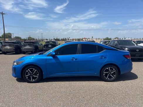 Certified 2024 Nissan Sentra SV FWD image 4