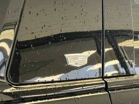 Used 2021 Cadillac Escalade ESV Sport w/ Driver Assist Tech Package image 40