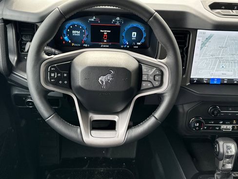 New 2025 Ford Bronco Badlands image 14