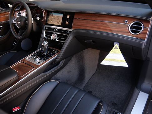 New 2026 Bentley Flying Spur Plug-In Hybrid AWD/4WD image 22