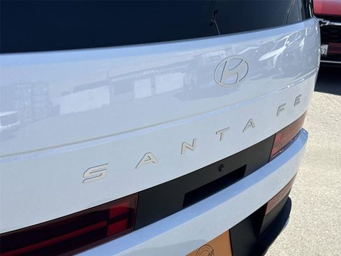 Used 2025 Hyundai Santa Fe SEL image 28