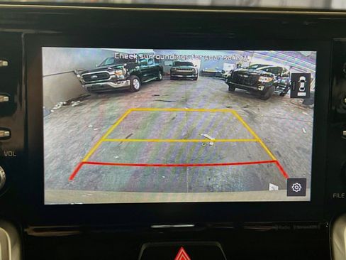Used 2021 Kia Sorento S w/ Panoramic Sunroof Package FWD image 9