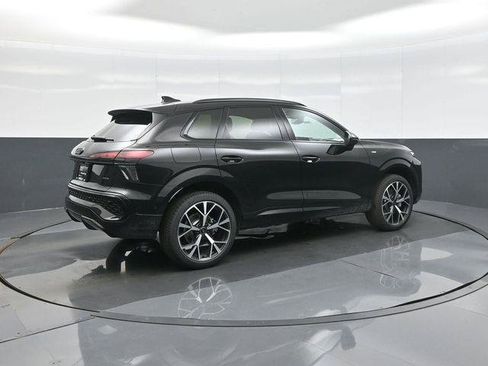 New 2026 Audi Q3 quattro 2.0T AWD/4WD image 7