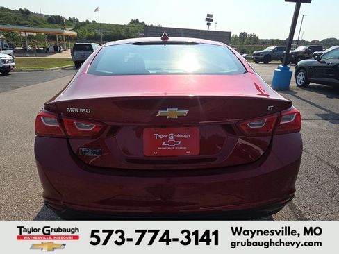 Used 2025 Chevrolet Malibu LT FWD image 7