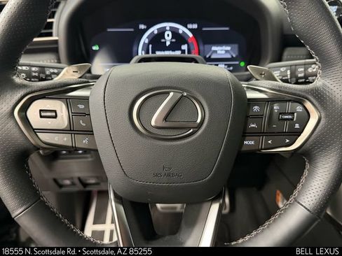 Used 2025 Lexus LX 600 F Sport w/ Accessory Package (2T) AWD/4WD image 33
