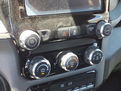 New 2026 RAM 3500 Tradesman AWD/4WD image 27