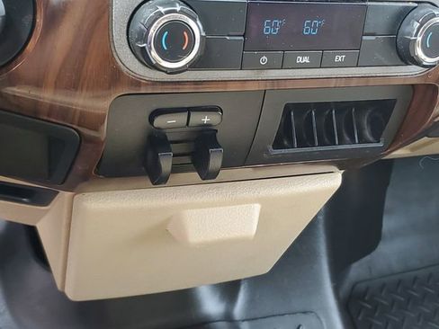 Used 2011 Ford F350 Lariat AWD/4WD image 22