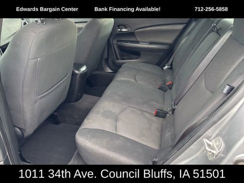 Used 2013 Dodge Avenger SXT image 12