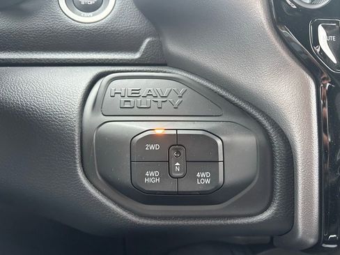 New 2026 RAM 3500 Laramie AWD/4WD image 21