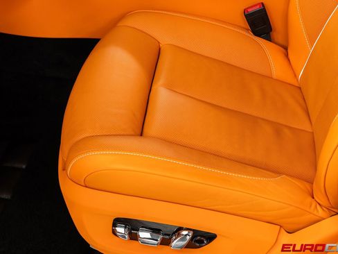 Used 2023 Rolls-Royce Cullinan image 47