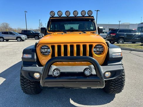 Used 2021 Jeep Wrangler Sport image 9