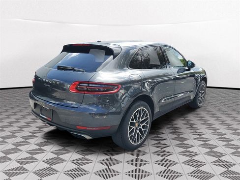 Used 2017 Porsche Macan image 6