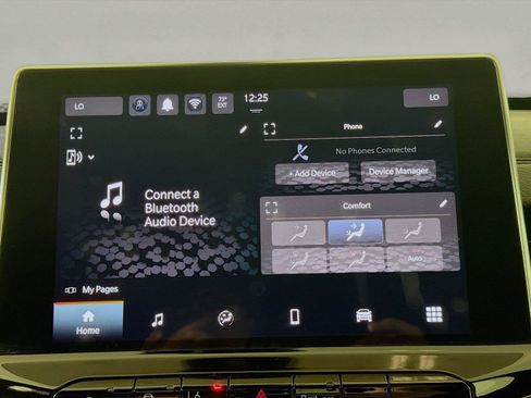 Used 2025 Jeep Compass Trailhawk AWD/4WD image 18