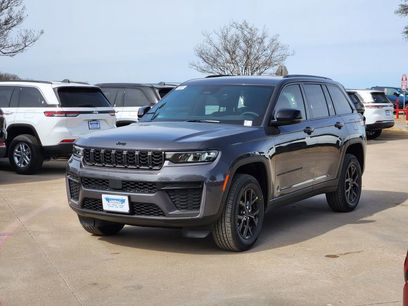 New 2026 Jeep Grand Cherokee Altitude