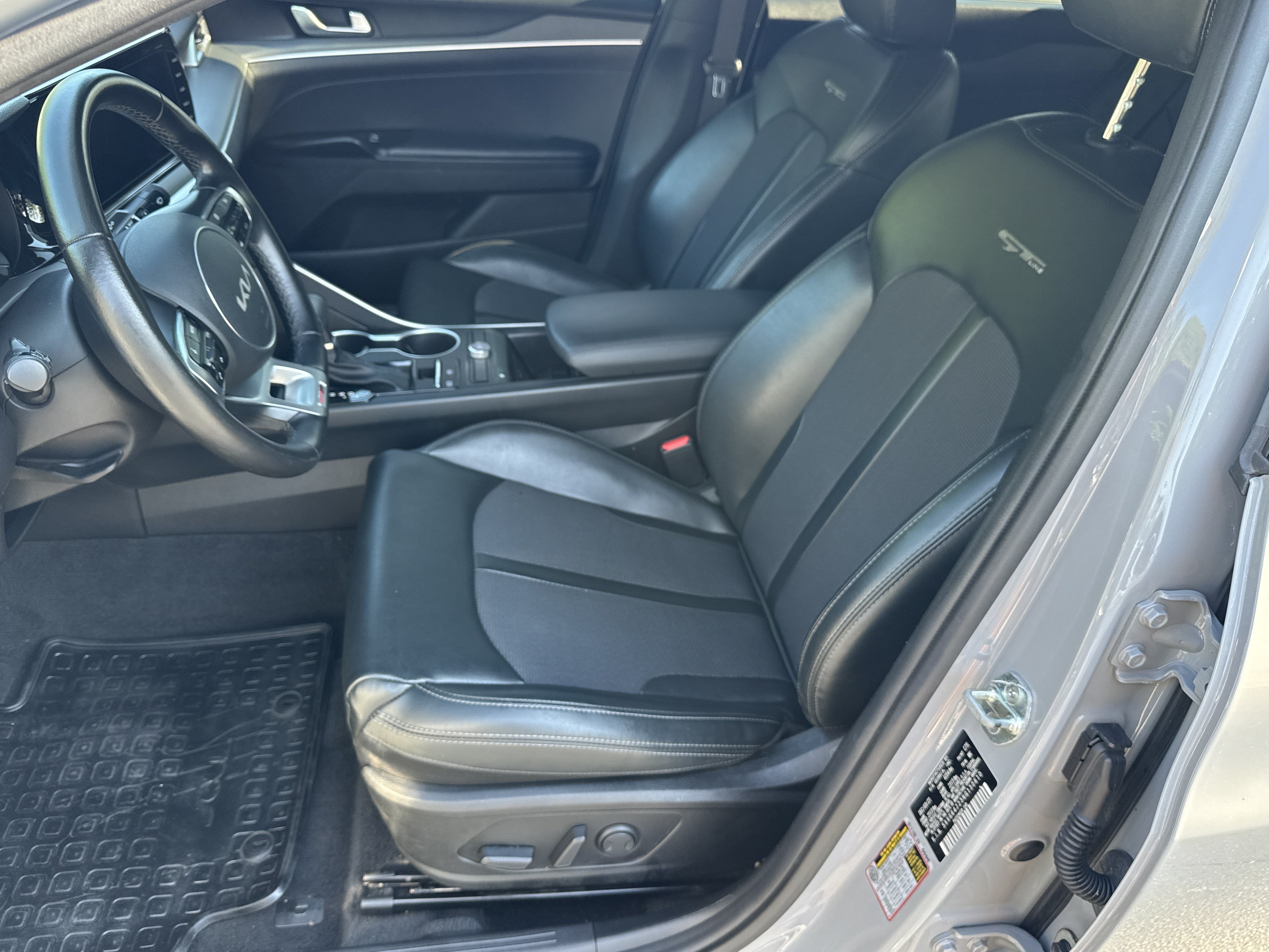 Used 2022 Kia K5 GT-Line FWD image 10