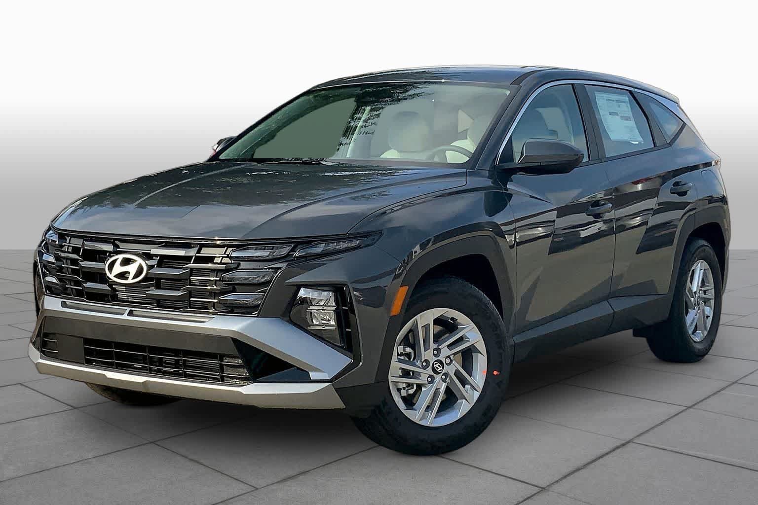 New 2026 Hyundai Tucson SE FWD image 1