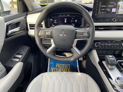 New 2026 Mitsubishi Outlander SEL AWD/4WD image 22