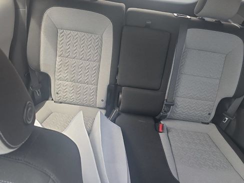 Used 2022 Chevrolet Equinox LS w/ LS Convenience Package AWD/4WD image 11