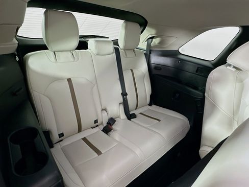Certified 2024 MAZDA CX-90 Plug-In Hybrid w/ Premium Plus AWD/4WD image 29