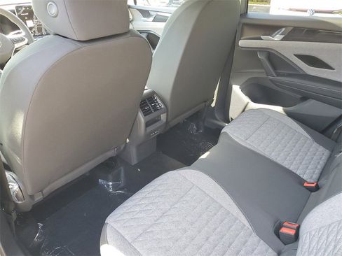 New 2026 Volkswagen Tiguan S image 10