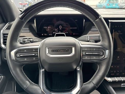 Used 2024 GMC Acadia Denali w/ Super Cruise Package image 20