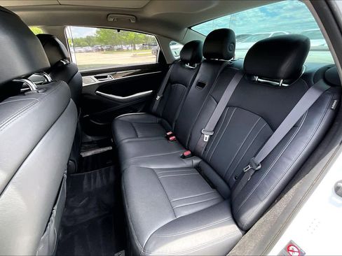 Used 2018 Genesis G80 3.8 w/ Option Group 02 RWD image 19