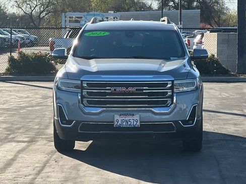 Used 2023 GMC Acadia SLT image 9