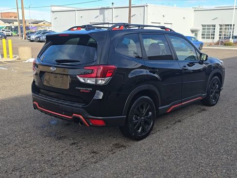 Used 2023 Subaru Forester Sport image 5