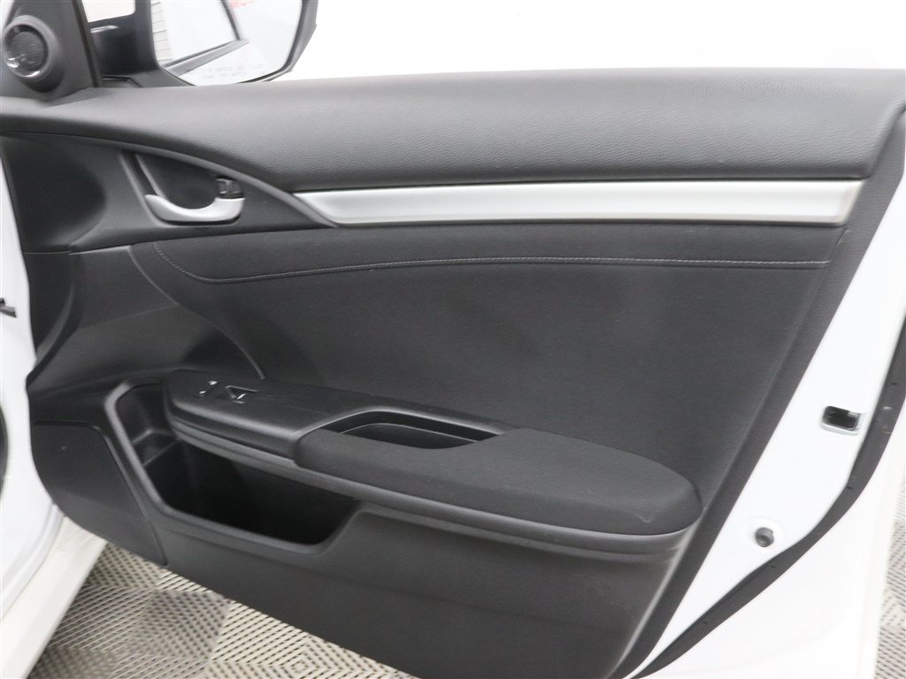 Used 2020 Honda Civic EX image 29