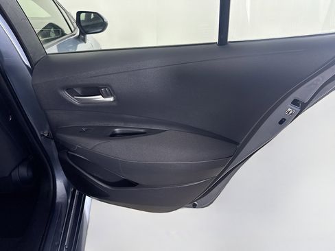 Used 2020 Toyota Corolla LE image 27