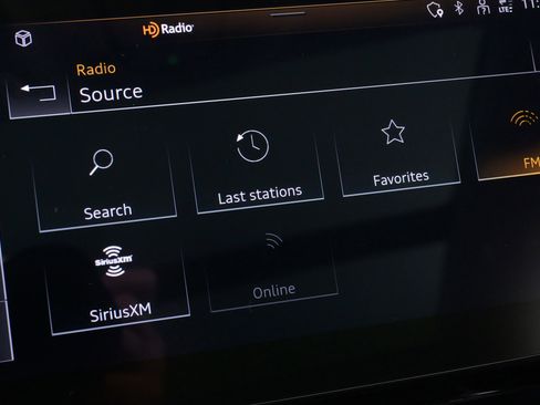 Used 2024 Audi Q8 e-tron Premium Plus w/ Premium Plus Package image 52