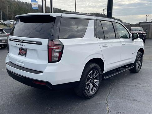 Certified 2024 Chevrolet Tahoe Z71 w/ Luxury Package image 4