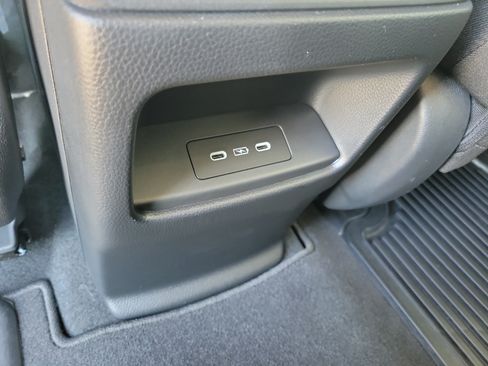 Used 2024 Honda CR-V EX image 16