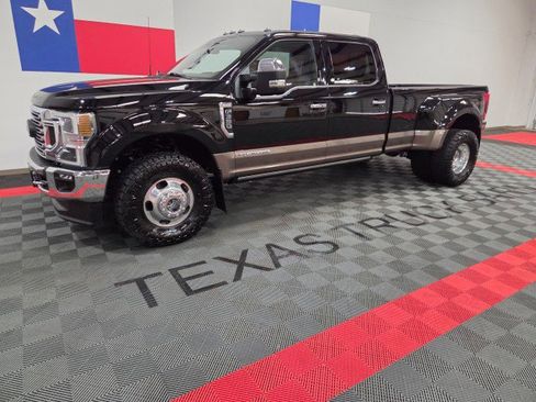 Used 2022 Ford F350 King Ranch w/ King Ranch Ultimate Package image 2