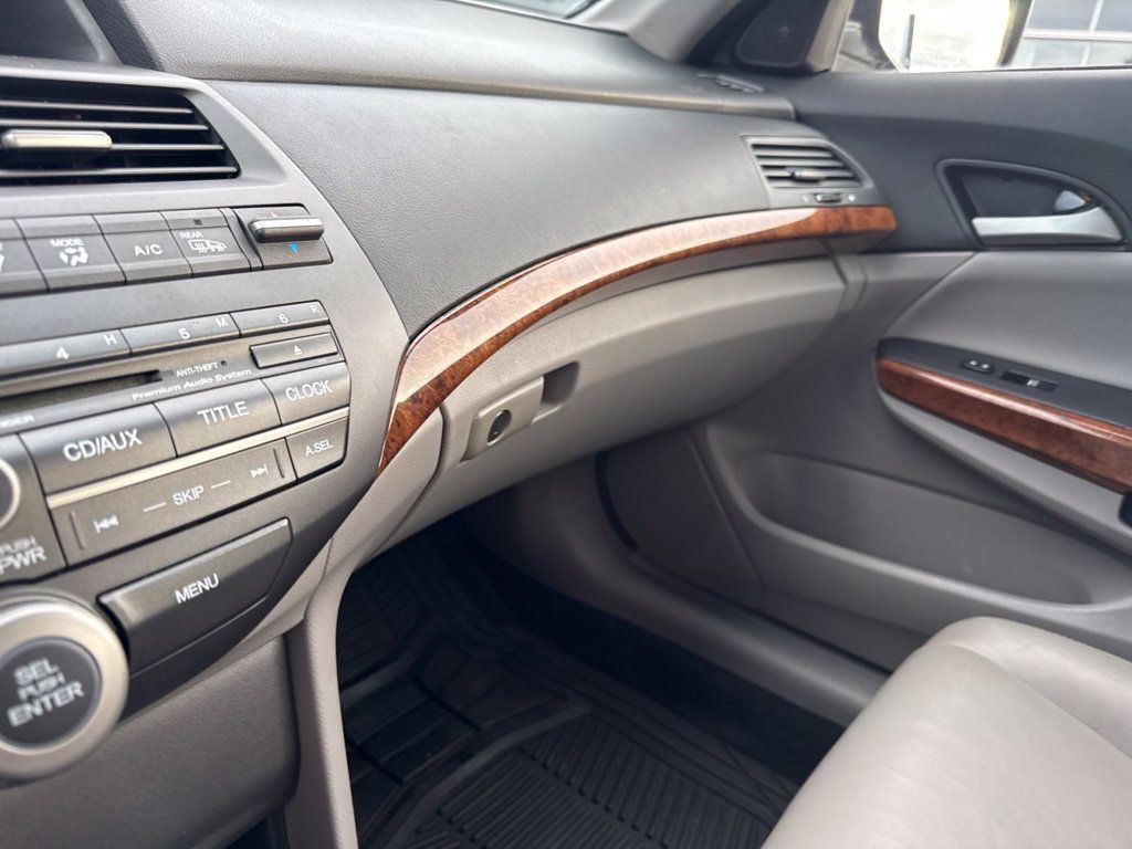 Used 2011 Honda Accord EX-L image 26