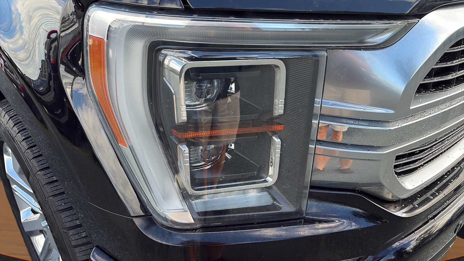 Used 2022 Ford F150 Limited AWD/4WD image 9